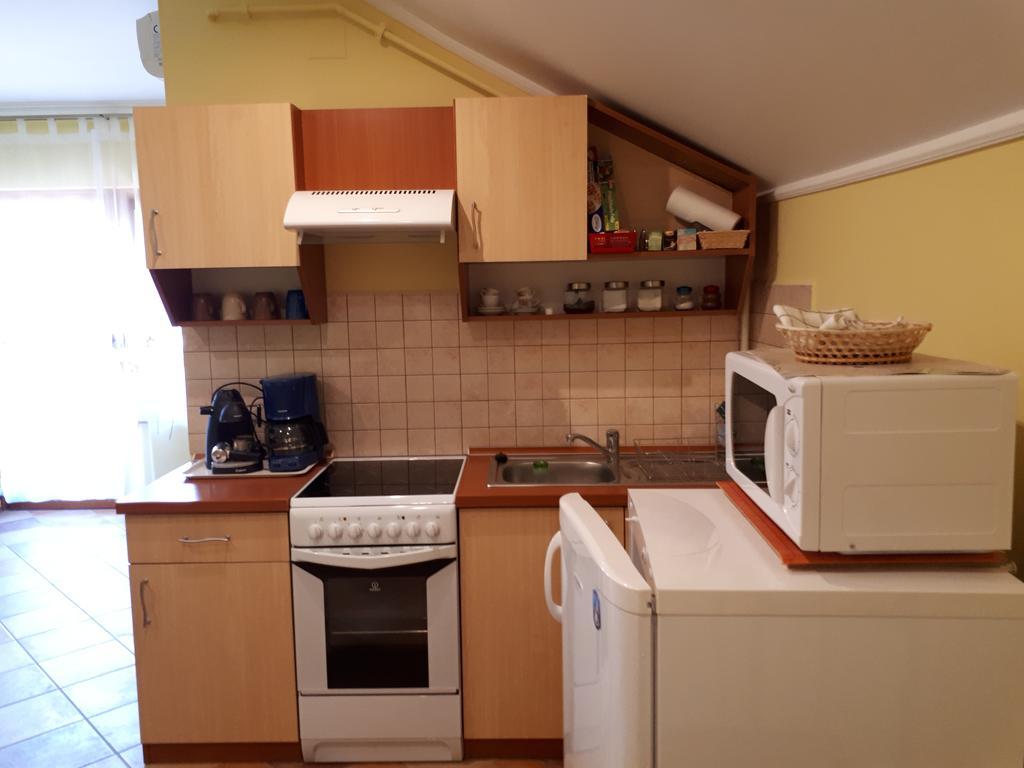 Rozmaring Apartman Gyula Zewnętrze zdjęcie