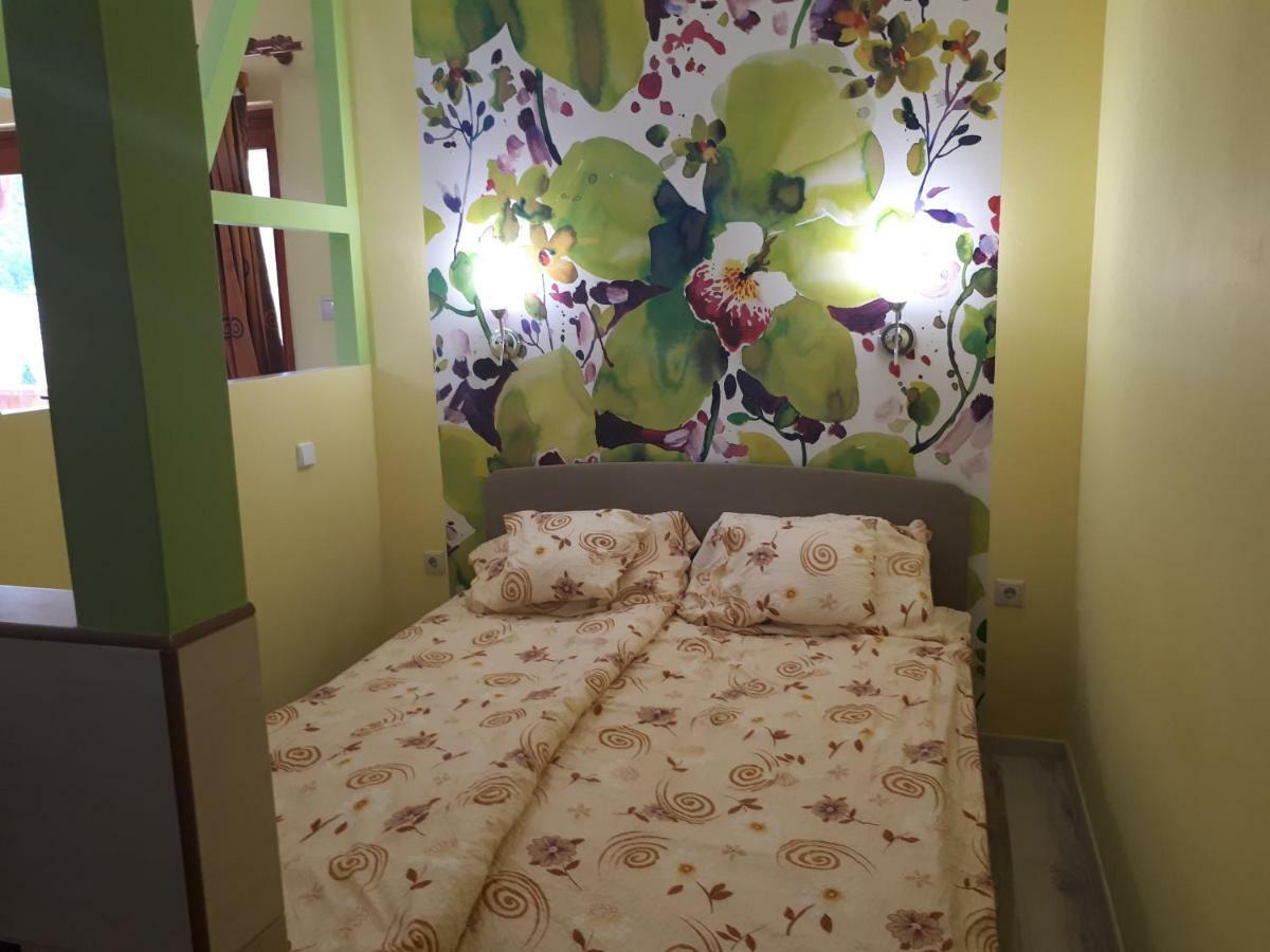 Rozmaring Apartman Gyula Zewnętrze zdjęcie